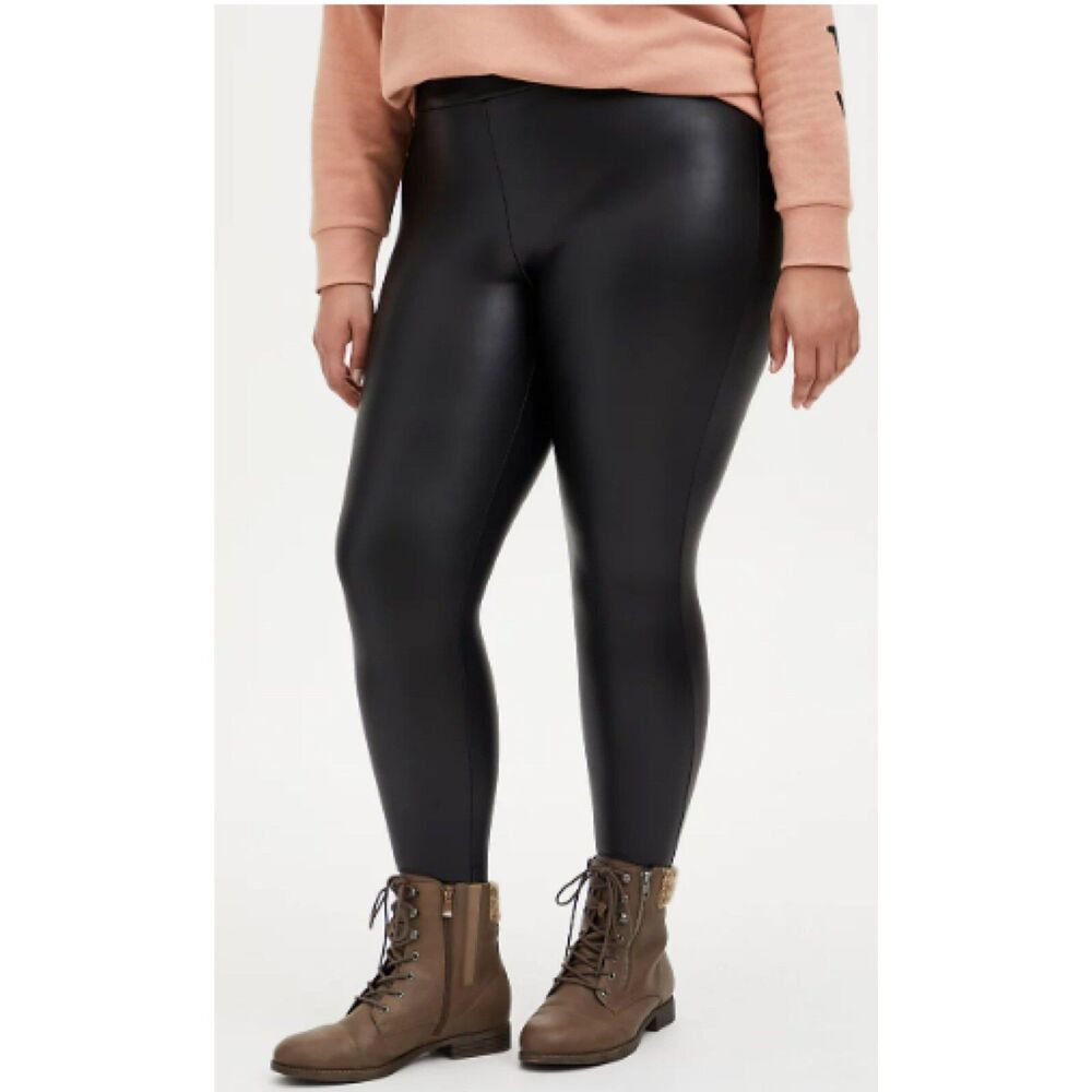 Torrid Size 3X Leggings Black Platinum Pants Faux Leather Fleece Lined Stretch‎